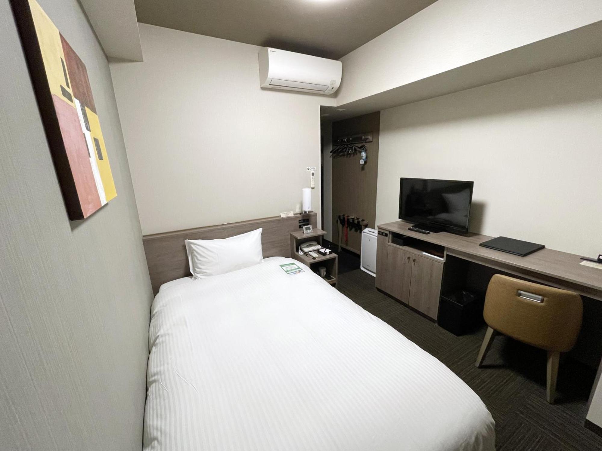 Hotel Route-Inn Osaka Takaishi -Hagoromo Ekimae- Eksteriør billede