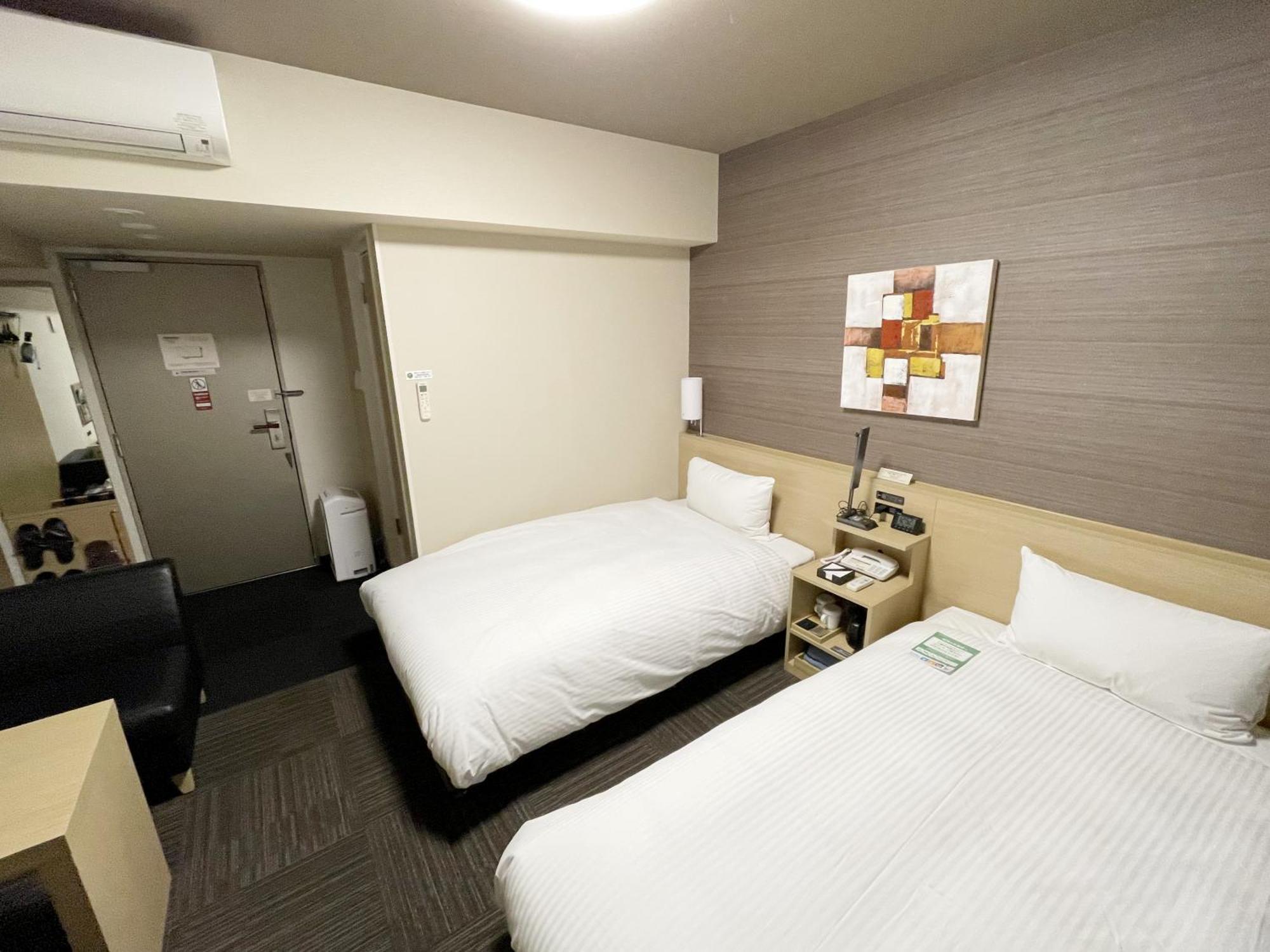 Hotel Route-Inn Osaka Takaishi -Hagoromo Ekimae- Eksteriør billede