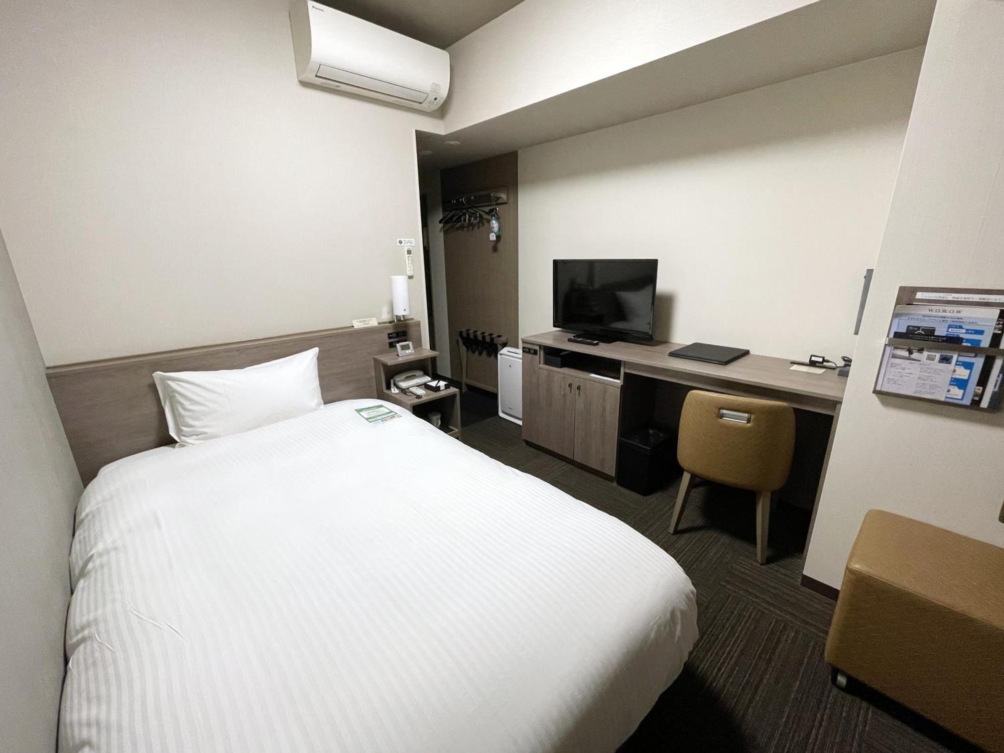Hotel Route-Inn Osaka Takaishi -Hagoromo Ekimae- Eksteriør billede